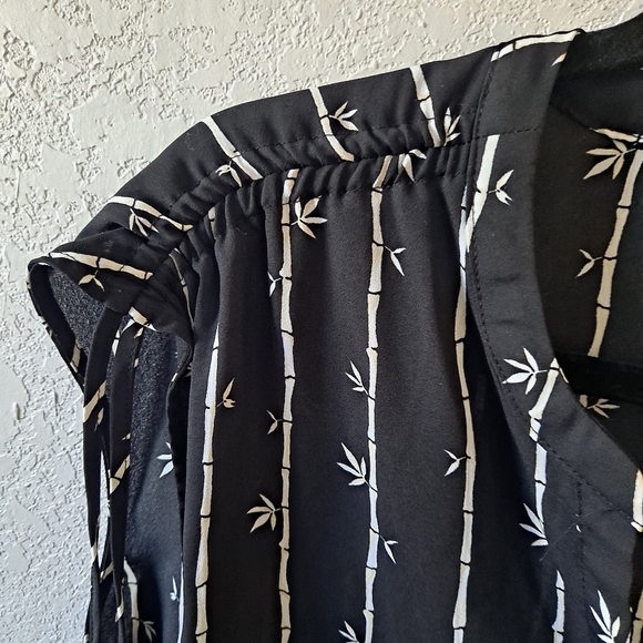 Worthington Black Bamboo striped Blouse - Picture 5 of 7